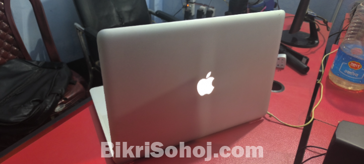 MacBook Pro (15-inch) Mid 2012)